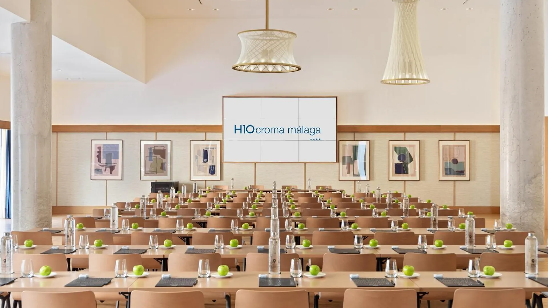 Hotel H10 Croma Málaga Spagna